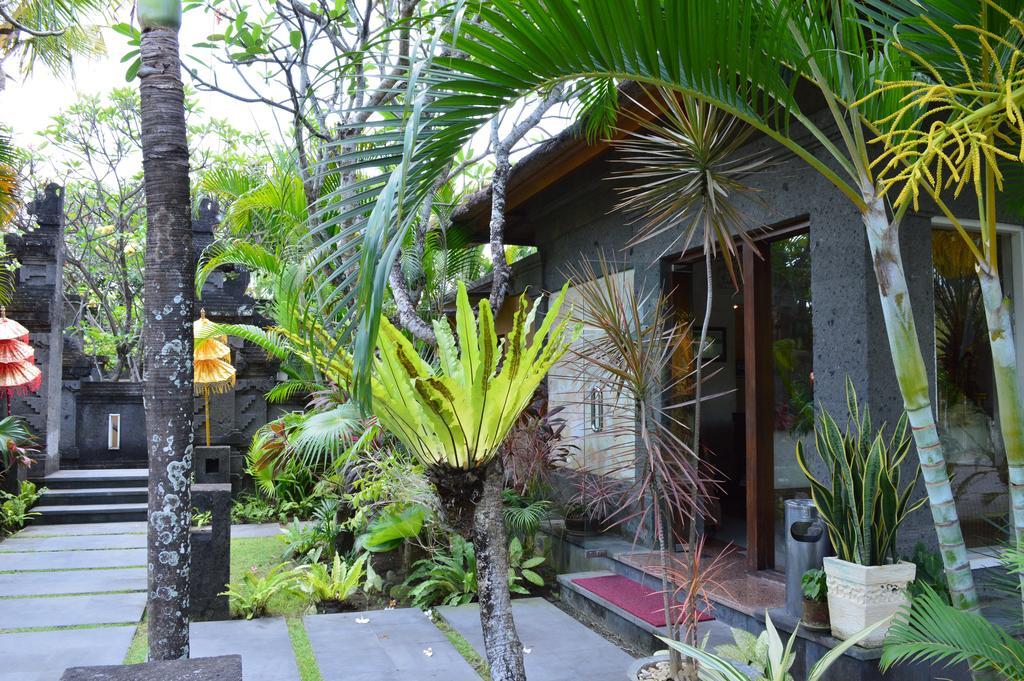 The Buah Bali Seminyak