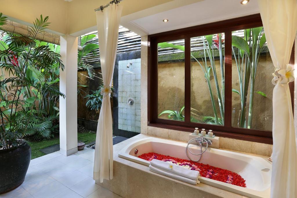 The Buah Bali Seminyak